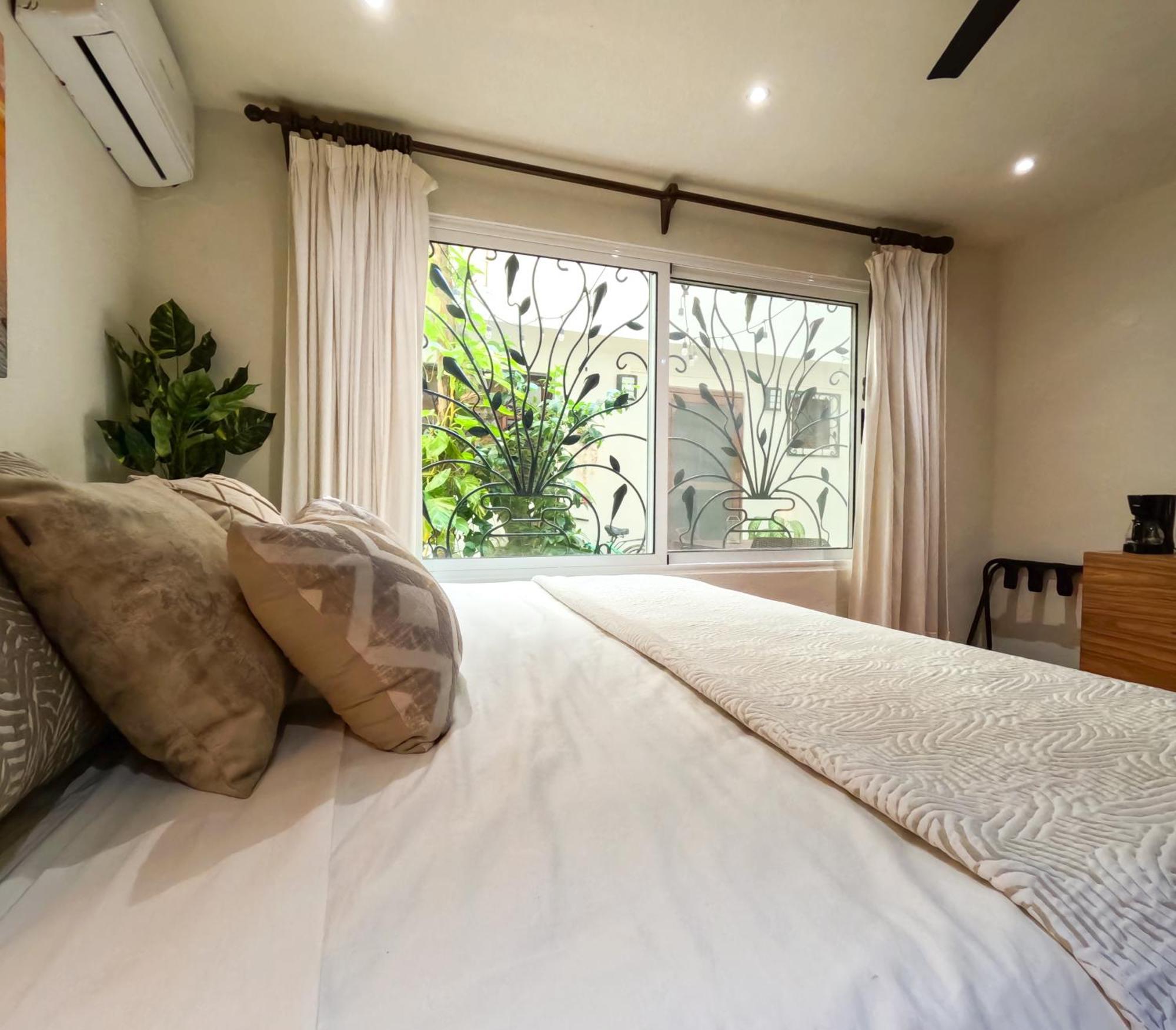 The Mermaid And The Pearl Boutique Bed & Breakfast