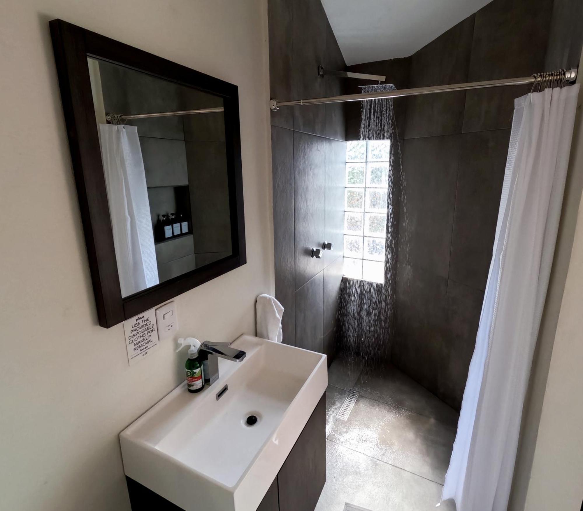 Bed & Breakfast The Mermaid And The Pearl Boutique